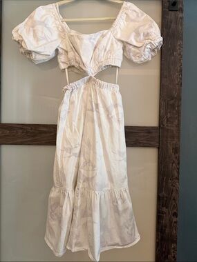 $355 msrp Louna White and floral Cutout Puff Sleeve Midi Dress xs